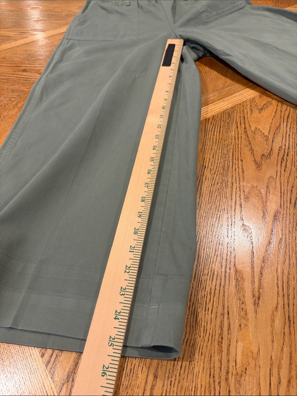 J. Crew Elastic High Rise Baggy Green Cropped Wide Leg Chino Pants - Size Medium - Picture 13 of 14